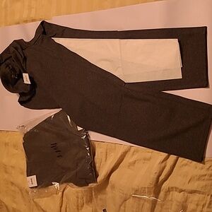 Womans spandex pants, charcoal gray, petite small. (SP)